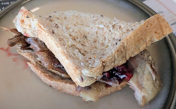 PXL_20251106_165732783~3