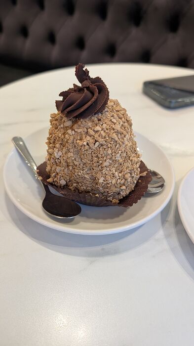 PXL_20251202_203418289