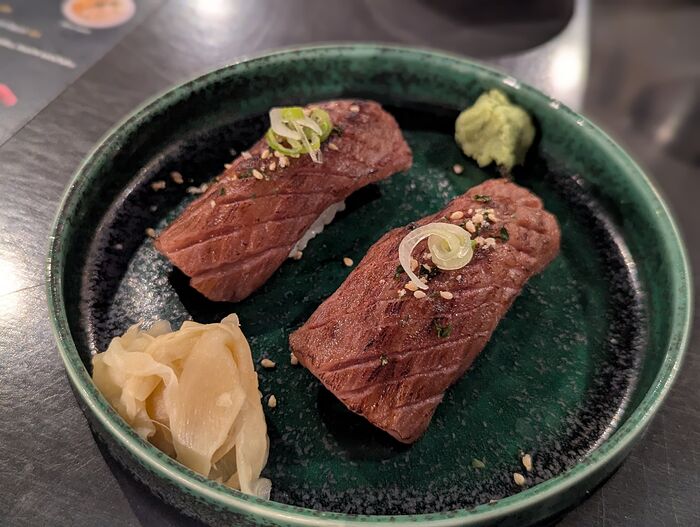 PXL_20251115_220418354.PORTRAIT