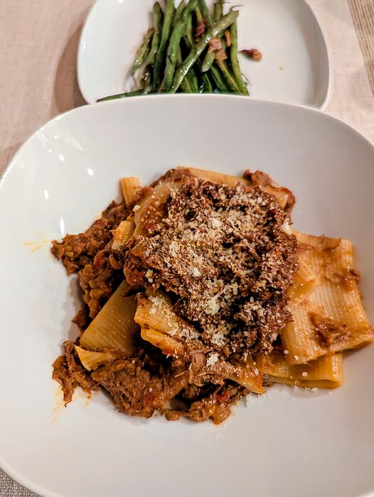 PXL_20251207_224917587.MP~2