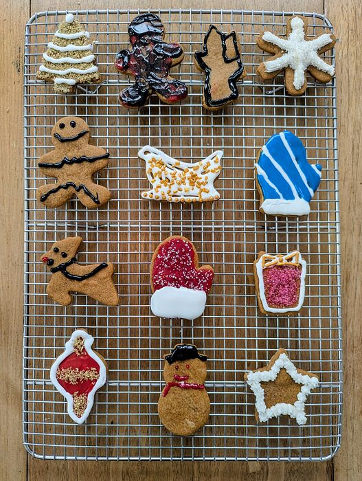 PXL_20251219_211745076.MP~2