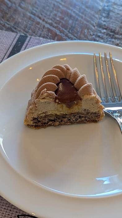 PXL_20251211_154015746.PORTRAIT