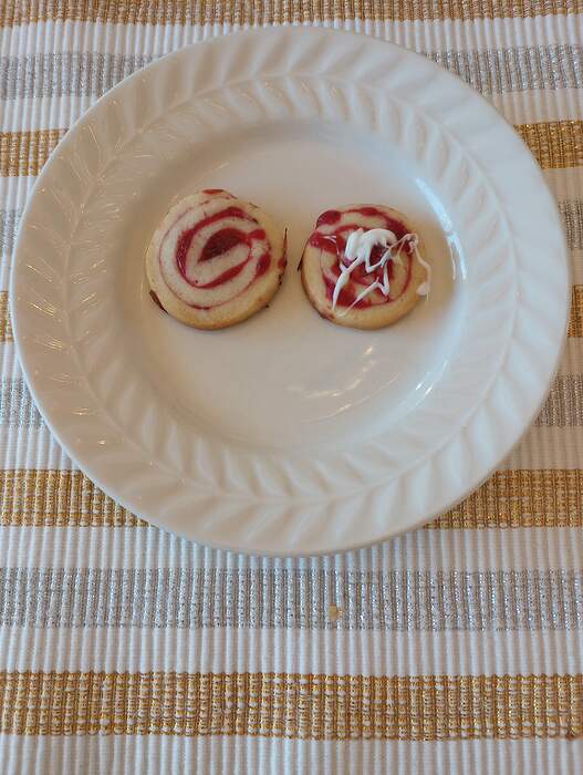 Cranberry Pinwheel Spirals Dec 3 (1)