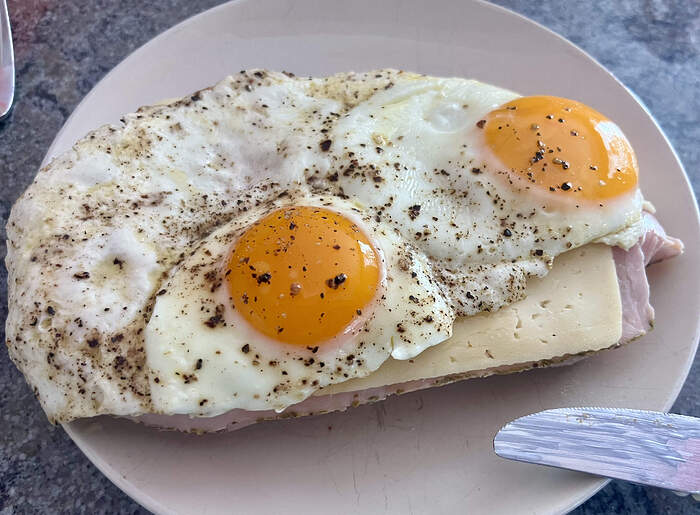 76611840-827D-4DA3-82CA-2E03D2B0DAA5_1_201_a