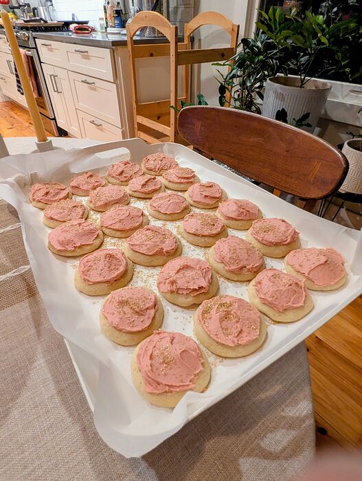 PXL_20251223_225839242.MP~2