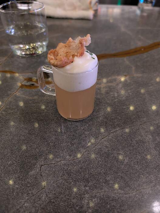 PXL_20251204_015811790