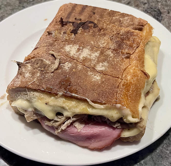 BB835999-9922-4D3A-A0A7-FEEE5F94ACD5_1_201_a