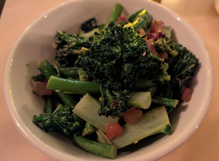 PXL_20251130_231313366.NIGHT~2