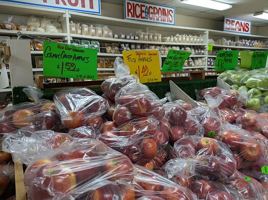 PXL_20251028_213938587