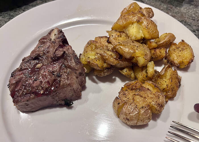 23C0352B-8F89-411F-B904-985B01F3991C_1_201_a