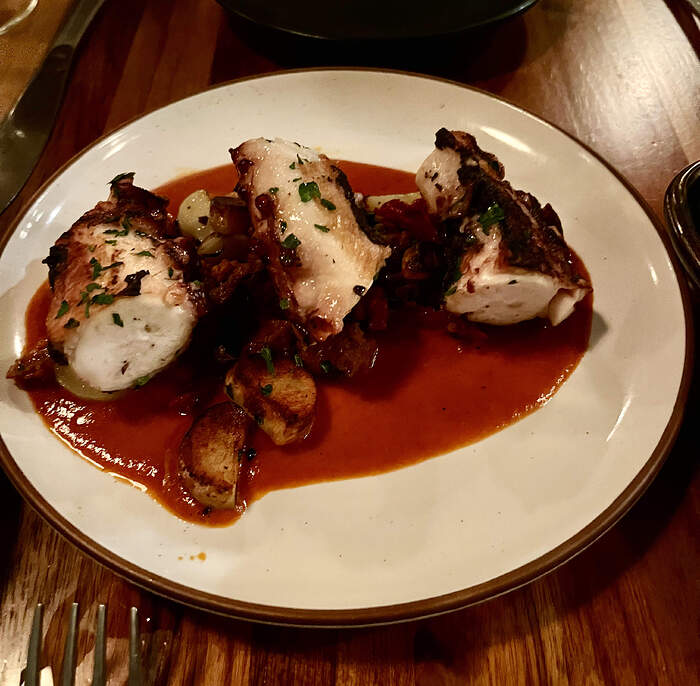 3DF1595B-F0E7-4963-BA4C-962BC445AEE1_1_201_a