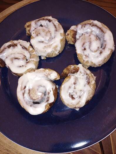 Feb 5 Whole Wheat cinnamon rolls (2)