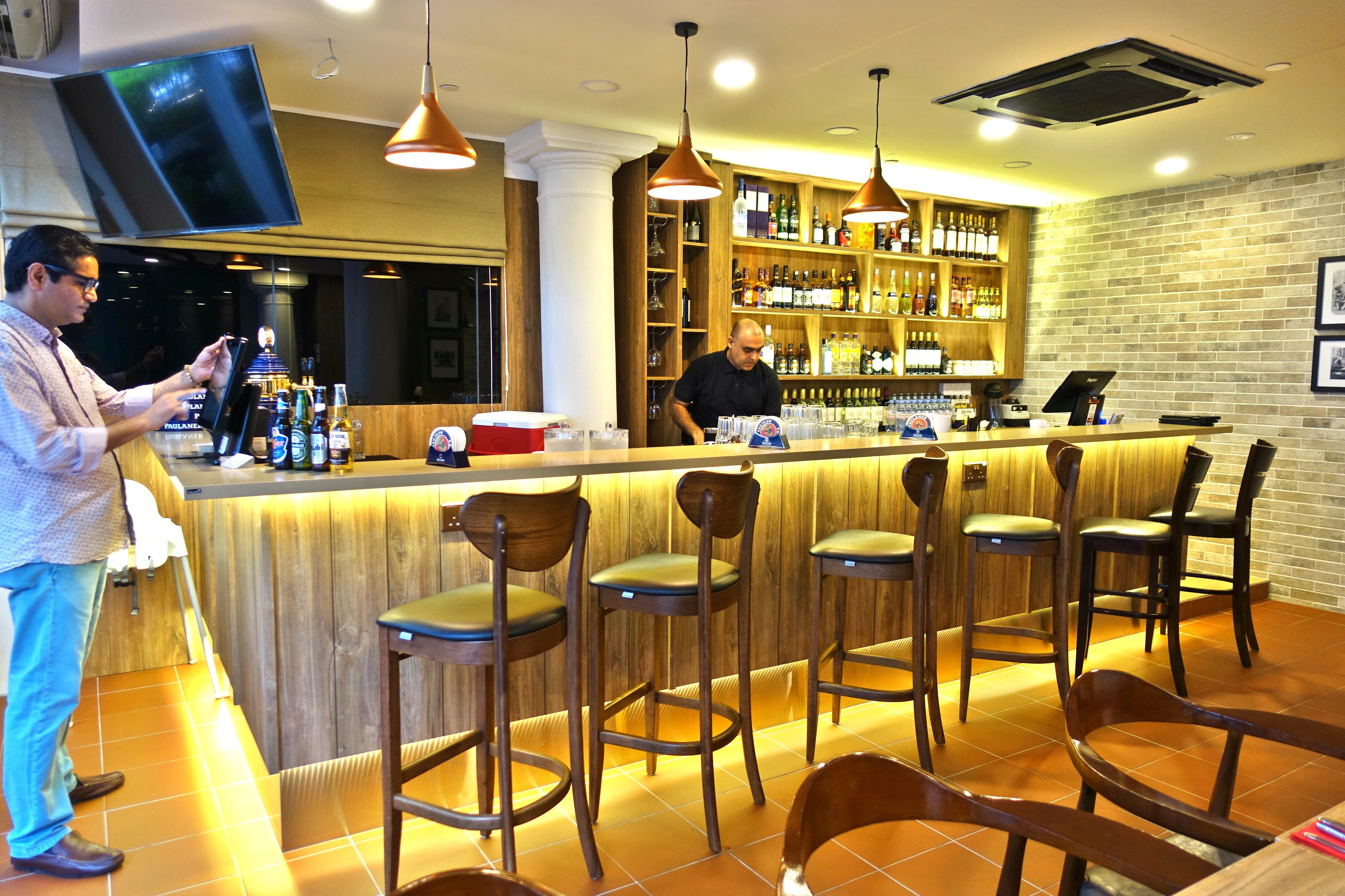 [Singapore] Dinner at Anglo Indian Cafe & Bar, Chijmes. Asia Pacific