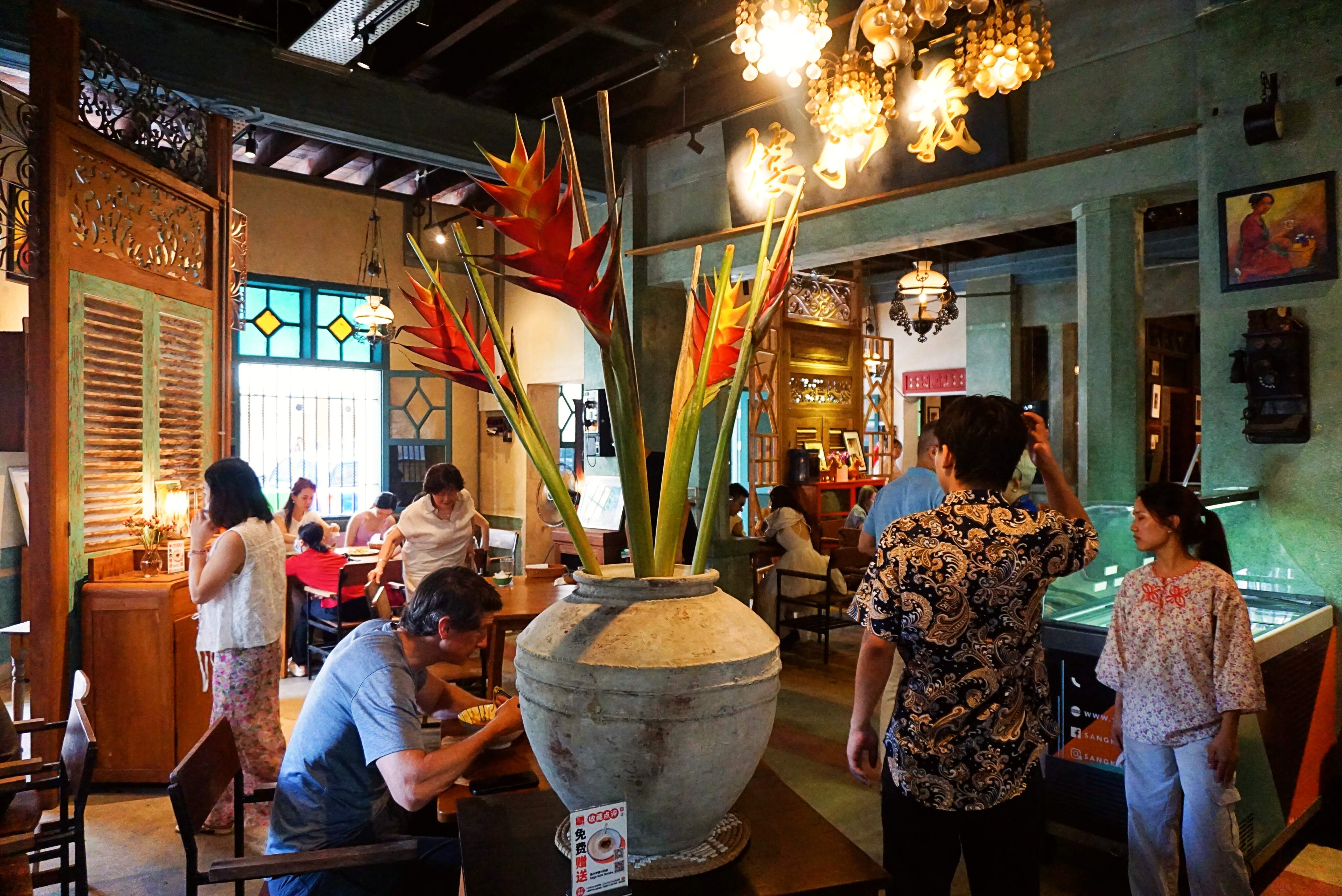 [Kuala Lumpur, Malaysia] Nyonya fare from Limapulo Terrace - Asia ...